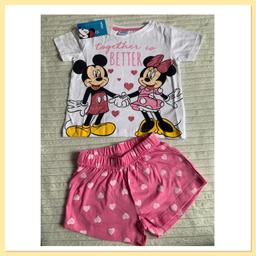 Minnie Mouse  pyjamas
 £5
2-3 x 1
4-5 x 2 
5-6 x 2 
7-8 x 1 

Post £3.70 up to 2kg 
Collection ls20