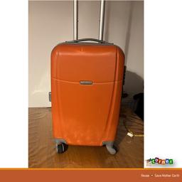 Saxoline Orange Luggage Cabin Suitcase 55cm Height

Size Approx:

35cm Width
22cm Depth
55cm Height

Code Lock 000

All In Working Order

Collection South London SW16 Or West Croydon CR0