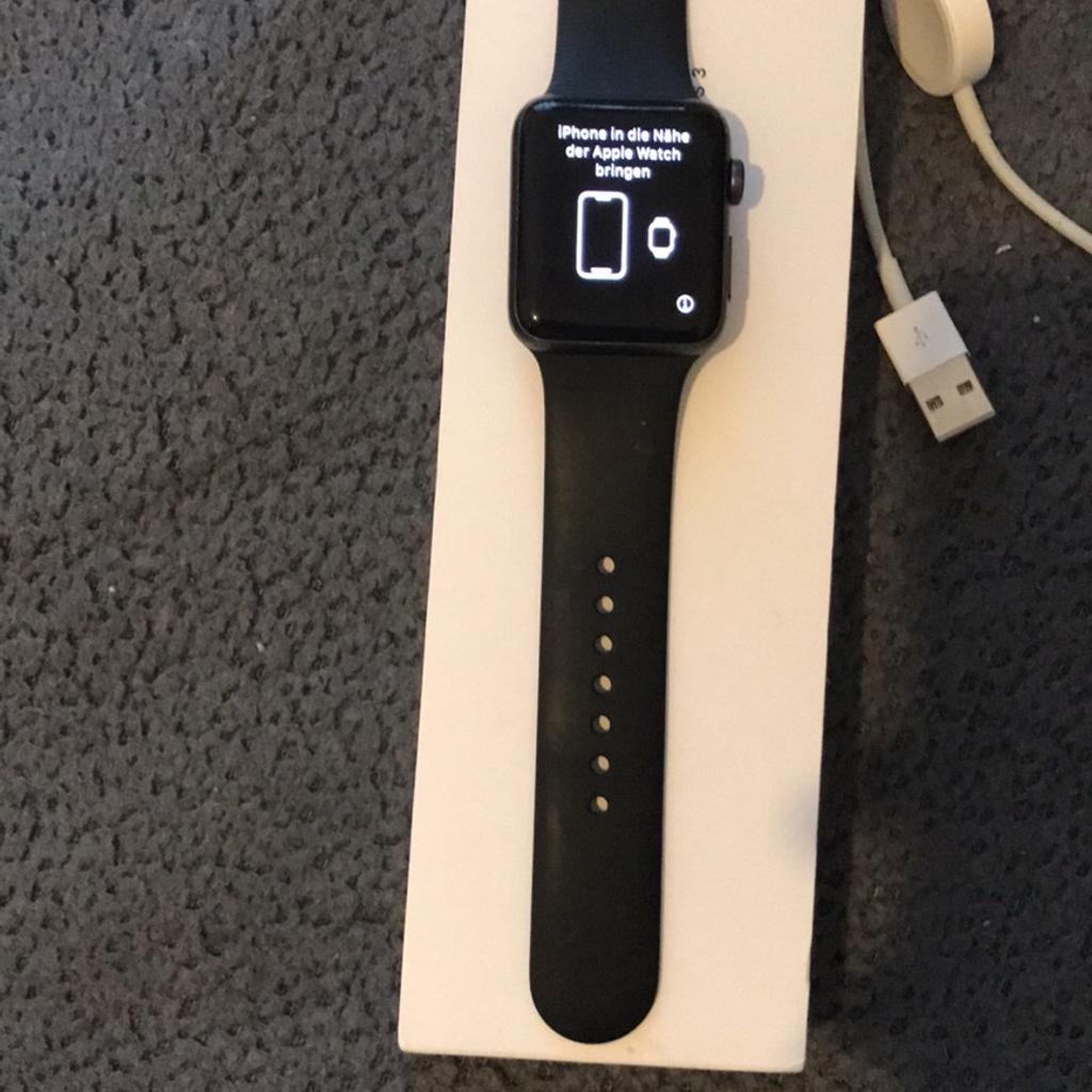 Apple Watch series 3
Comes with 3 straps
Box
Charger
Case for the watch