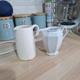WW2 German Luftwaffe ceramics maker marked to bases.

please see photos for condition. 

the taller one has chips to base.

collection from Wirral area or will post by Courier 
£4.80