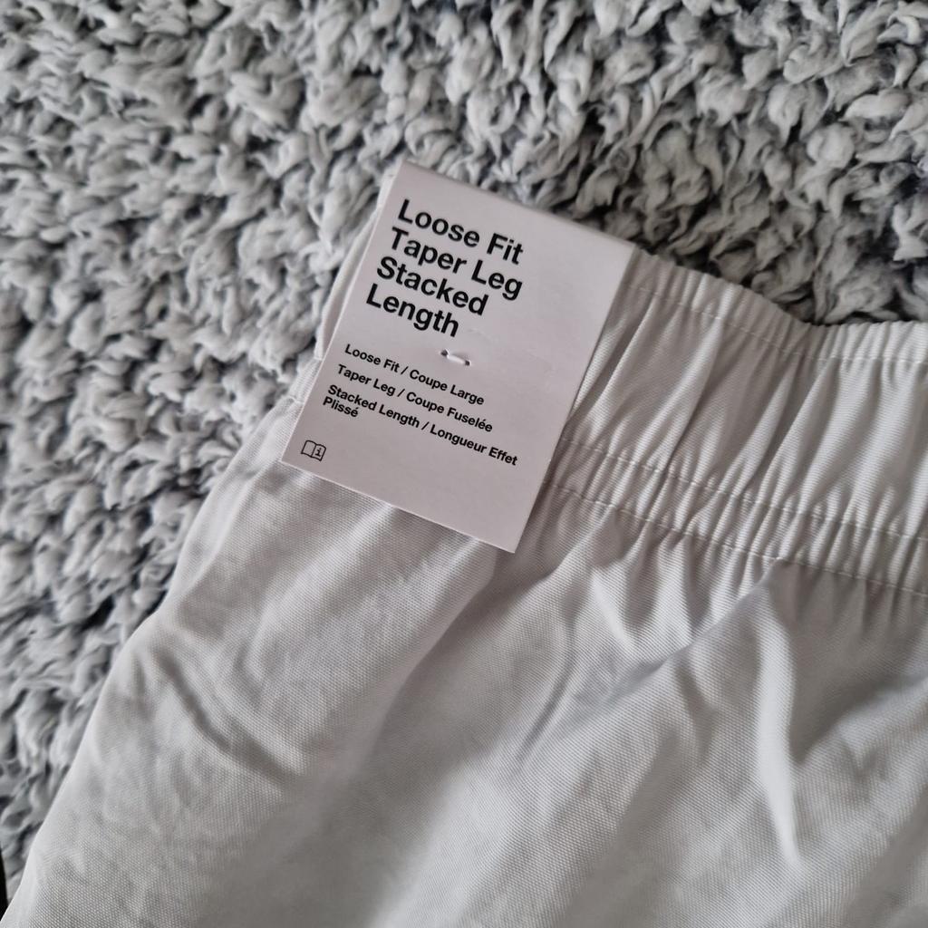 Nike Therma-Fit Trousers
Size L
Brand new with tags