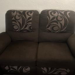 2 and 3 seater recliner sofas for sale, one of the buttons on the 3 seater don’t work (prob needs a new spring) but don’t affect the recline, £160 ovno, collection only