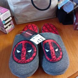 new with tags deadpool marvel slippers size 3/4 retail £12 great gift or treat can post or combine postage