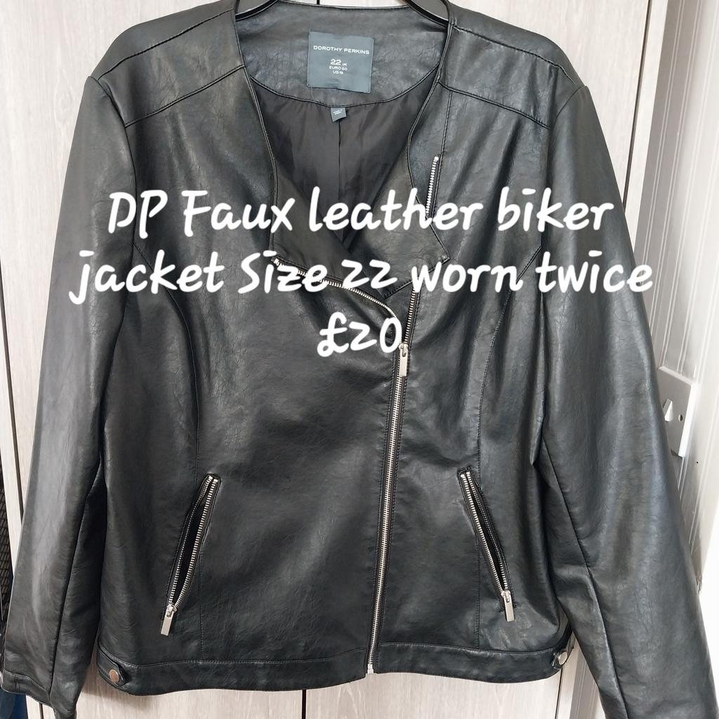 Dorothy Perkins Faux leather biker Jacket.
Black.
Size 22
Fab condition from a clean smoke, pet free home.

collection B45.