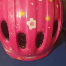 Sehr gute Helm