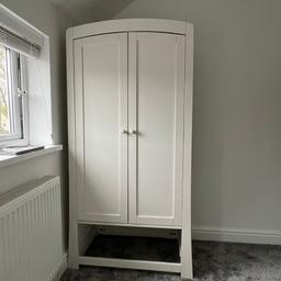 Strong wardrobe with one draw underneath and shelf inside. Great condition, perfect for kid’s bedroom.