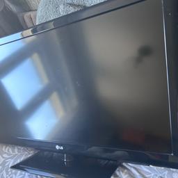 The LG42LD450 is a great LCD TV. With remote. Collection Royston 
£35