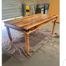Antique solid oak large beautiful wood dinning table.