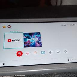 Nintendo switch lite fully working good condition comes with lead