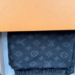 LV scarf, never used, still in box 

Collection in E16 or can deliver for a charge