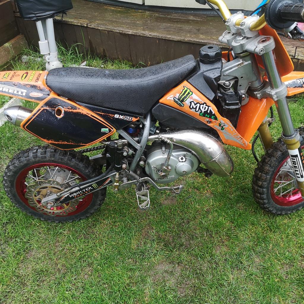Ktm 50 replica small wheels

This is getting sold as seen spares or repair

The bike starts
But needs following sorted

Bogging out on high revs
Its sucking to much air
No rear break
Small water leak on top of the radiator

Ideal. Cheap project
Do decent money when sorted

It owes me 240.thats what I want back off it

Cash on collection only

Swap ptx welcome
Let me know what you have
If you don't get a reply it's no good to me