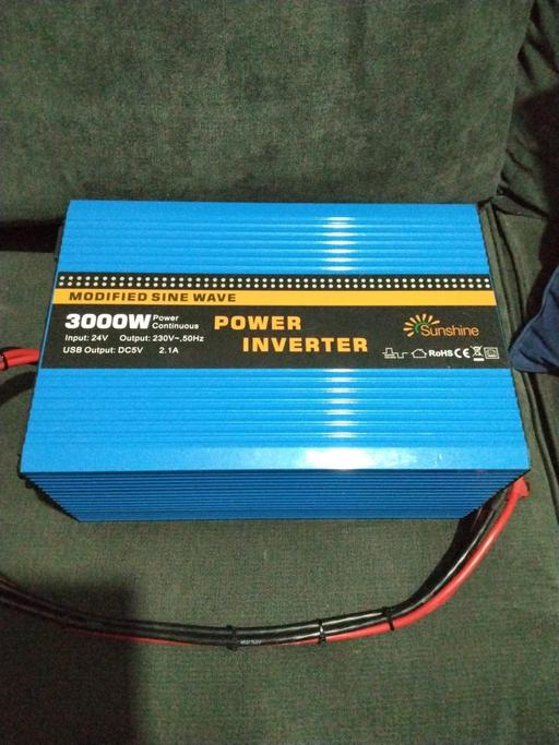 Vehicles Merseyside Knowsley - Photos for 3000w 24v power inverter