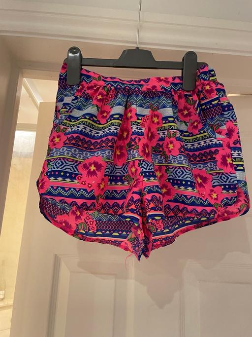 Buy & Sell Windsor and Maidenhead Old Windsor - Windsor and Maidenhead - Photos for Bright pink multi shorts from primark size s