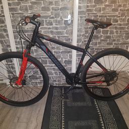 For sale
Mens team 29er mountain bike
29inch wheels
19inch frame
21 speed gears
Disk brakes
Mint condition
1st to view will buy it 100%
Buyer won't be disappointed at all
1st £120 cheap for a 29er bike
Grab a bargain
Can deliver for fuel costs
Pick up thorntree Middlesbrough