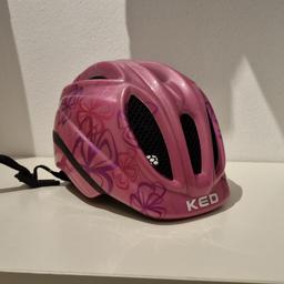 Sehr gut erhaltener Fahrrad Helm von KED.
In Größe xs 44-49 
Abholung Dornbirn