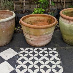 Heritage Tuscan Terracotta Pots RRP £195
Can deliver at small cost 

Each £50

45cm diameter 
40cm height 

Original handcrafted, finished in a rustic Antique effect to give a beautiful aged look, these pots are suitable for outdoor use all year round.