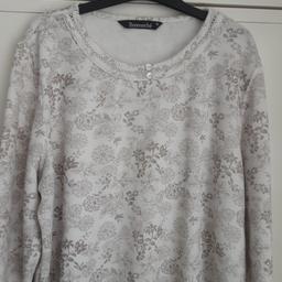ladies long sleeve top. Bon Marche size M. Good condition. Collection only from b71 3nt as don't drive and don't post sorry