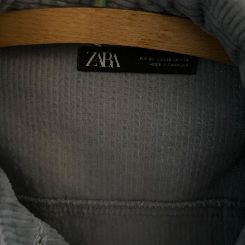 Verkaufe eine Zara Hemdjacke in der Größe Xs-M
Zahlung per PayPal oder Überweisung