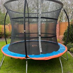 10ft Trampoline and Enclosure
In good condition just had a quick clean 
Collector to dismantle