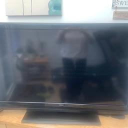 Bush 40 in TV. Does work but after a while sound goes off Spares or repair
No remote