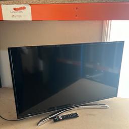 Jvc 40 inch 4k smart tv with base sand and remote 
Fully working great condition 
Can deliver and set up if required
Fully Wi-Fi with YouTube Netflix etc 
Bradford Leeds Halifax Keighley areas