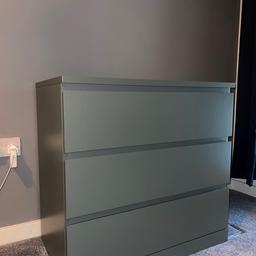 Don't miss out – MALM chest of drawers in grey-green is limited edition. It has a clean look that goes everywhere, in the bedroom or wherever you put it.

Depth- 48cm
Height- 78cm
Width- 80cm

In practically new condition, fully assembled.