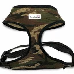 Doodlebone Airmesh Dog Harness - Camouflage Print - Size XL ( See Last Pic For Size ) 
( Rrp £18 ) Opened But Unused 
Wrong size - Based Leatherhead - Or Can Post . 
On Other Sites . 
Grab Yourself A Bargain ! 
£10.00