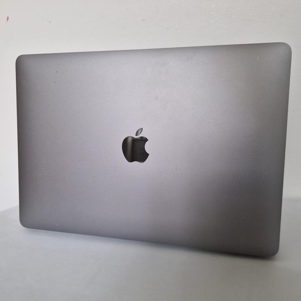 Price is final, No offers accepted
Tech trading business
Collection in Whitechapel

Apple MacBook Air (2020) M1 Chip
256GB SSD 16GB RAM Space Grey
Comes with charger, No box
good battery health, cycle count is below 100
works fine with no issues
minor cosmetic dent on a corner