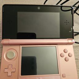 Verkauft wird ein Nintendo 3DS der Farbe rosa.
Inkl. Ladekabel und Stifte-Set
Sehr guter Zustand ohne Kratzer!
115 Euro .....PREIS IST VHB