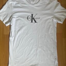 Calvin Klein T-Shirt in Weiß und Größe L.
Sehr guter Zustand.