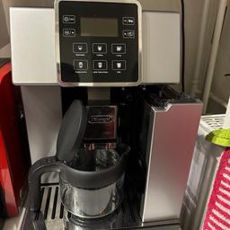 Der Preis ist vB.
Ich verkaufe hier schweren herzen meinen Kaffeevollautomat von De‘Longhi. Leider habe ich dafür keinen nutzen weil ich nicht viel Kaffee trinke. Die Maschine funktioniert einwandfrei frei. Wurde entkalkt und nur 5 mal benutzt. Kaffeekanne für die Maschine ist ebenfalls vorhanden.

Nur an Selbstabholer, keine Garantie, keine Gewährleistung und keine Warenrücknahme, gekauft wie gesehen