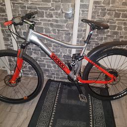 For sale
Voodoo canzo full suspension
27.5inch wheels
19inch frame
27 speed gears
Hydraulic disk brakes
Air forks
Mint condition
1st to view will buy it 100%
Buyer won't be disappointed at all
1st £320
Can deliver for fuel costs
Pick up Middlesbrough