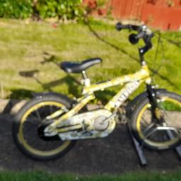 KIDS BOYS CHILDREN RALEIGH 16 INCH WHEELS BIKE BICYCLE
BIKE IS READY TO RIDE ONLY COLLECTION
FEEL FREE TO ASK ANY QUESTIONS OR OFFERS
ITEM IS LOCATED PINKWELL LANE UB3 1PJ