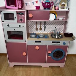 Spielküche aus Holz in Farbe Rosa