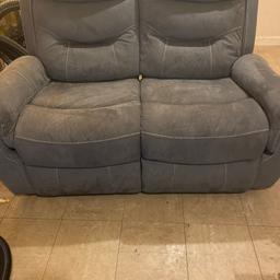 Lovely two seater recliner, would suit small flat perfect condition , buyer collects.