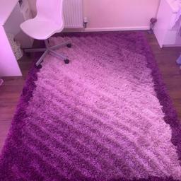 Beautiful purple matching rugs
Big carpet is 230 by 160 cm
one is big to fill a room and the other is small either for a front door or in front of a desk
Originally big one was £120
And smaller was £20
Selling both for £50 
Clean, pet and smoke free