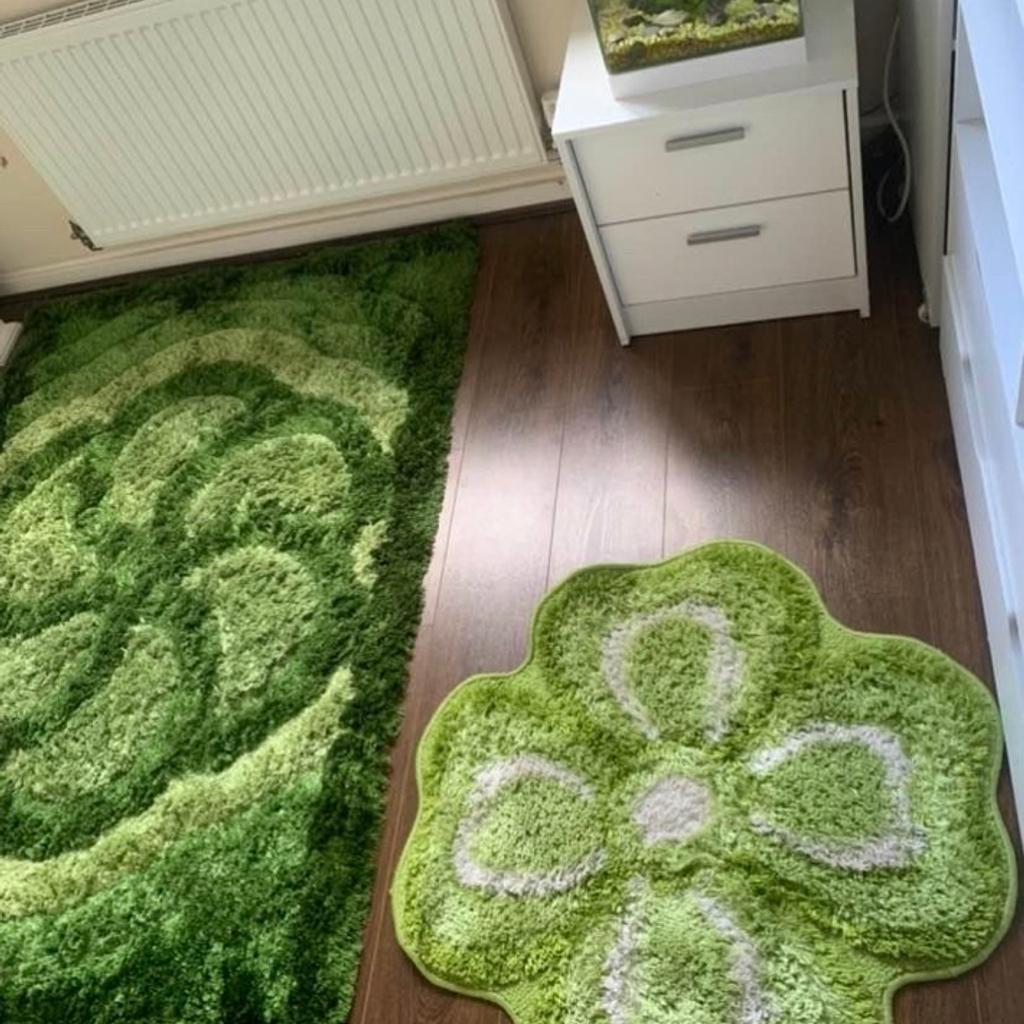 Beautiful flower print matching rugs
Original price £60 and small one was £20
Selling both £35
Size 170cm by 120cm
Clean, from pet and smoke free