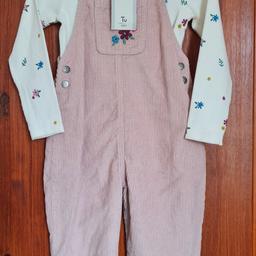 Girls Pink Dungarees - with Top

Brand New - with Tags

Age - 5/6 years