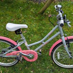Pendleton Hanberry
Kids Bike
20 inch Wheel

This is used item, in good condition, fully working.

RRP £154