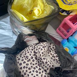 Girls 18 month to 3 years, all good condition including pants, dresses, a pair of vans, coat, dresses etc..

Collection only from Howe bridge please