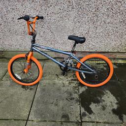 Tony Hawk Frisco BMX bike. Everything works as it should.

Had new tyres and handle grips recently.

Very rare bike, has been used.

Welcome to view