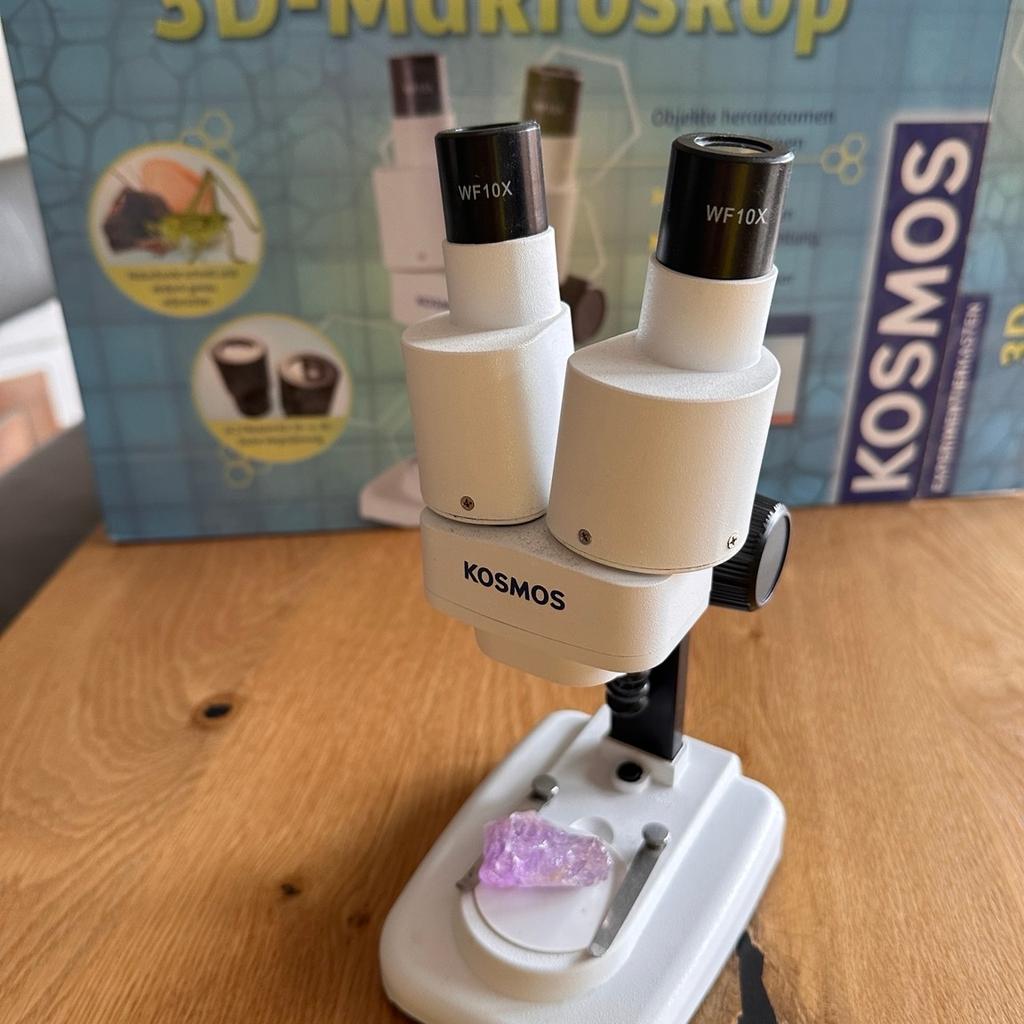 Verkaufe 3D Mikroskop für kleine Forscher ab 4 Jahren! Verkauf wie auf Fotos abgebildet, inklusive LED Licht und Okular mit 10fach Vergrößerung. Zusatzteile wie abgebildet, inklusive original Karton versandbereit. Versandkosten von 12,90€ zahlt Käufer.