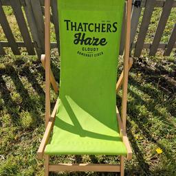 For sale is a branded thatchers haze deck chair. Good quality and would make a lovely addition to anyones home beer garden. Purchased from the thatchers cider tour shop and I don't think they sell them any more there.

Collection Norton Canes