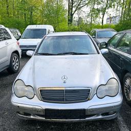 Verkaufe Mercedes Benz C200 CDI

Auto ist Gebraucht (alter entsprechend)
Fahrbereit

Ist abgemeldet, 2 Schlüssel , 8-fach Bereift
Pikel April/24 + 4 Monate

Besichtigung nach Termin in Attnang Puchheim