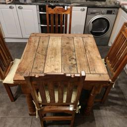 Solid Oak Table with 6 chairs extendable table 
Open- L-180cm x W-90cm
Closed- 90x90
£200
Collection from Batley