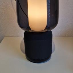 Verkaufen unseren WiFi-Speaker mit 180-Grad-Sound und gleichzeitig eine Leuchte.

Mit Fernbedienung

Maße

Kabellänge: 200 cm

Breite: 16 cm

max.: 15 W

Schirmdurchmesser: 22 cm

Lampenschirmhöhe: 25 cm

Wie Neu

NP war 169€