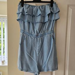 worn a few times lots off wear left,
from miss selfridge.
elasticated waist and top,
has pockets.
from pet and smoke free home.