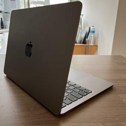 Apple MacBook Air 2022 M2 13" 8GB Ram bought in March 2023.

Very good conditions, no scratches, everything works fine.

Was used only for uni, the battery is almost new, 99% capacity.

Comes with a charge and the receipt.

Now scammers or time wasters. Pick up only from W3, cash or bank transfer.
