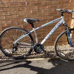 Ladies Carrera crossfire bike excellent condition just some rusting on handlebars due to being not used and in garage