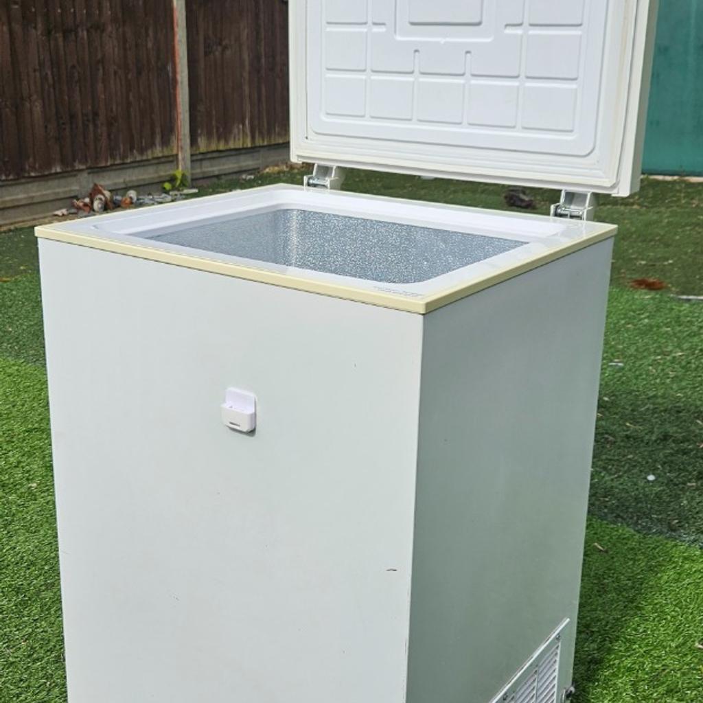 Collection B70 9BA
Delivery Available *
Tel: 07474 141416

100L capacity
Clean and in full working condition
